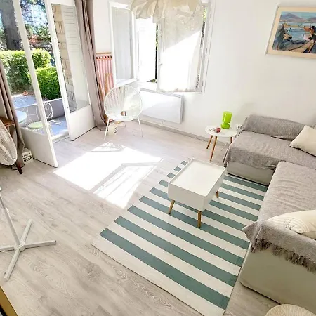 T2 A Six-fours - Terrasse Et Proximite - Securisee - Fr-1-316-232 * Six-Fours-les-Plages