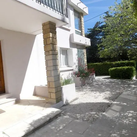 T2 A Six-fours - Terrasse Et Proximite - Securisee - Fr-1-316-232 Six-Fours-les-Plages