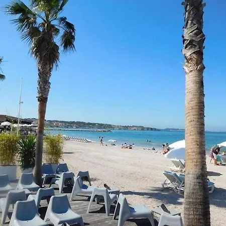T2 A Six-fours - Terrasse Et Proximite - Securisee - Fr-1-316-232 Six-Fours-les-Plages